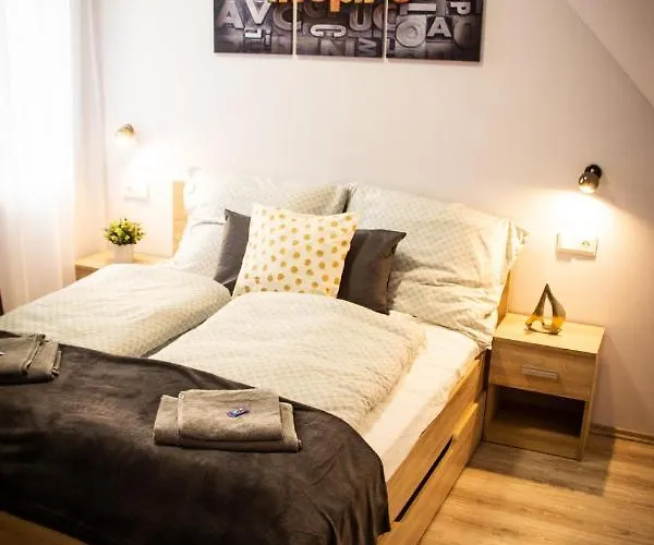Loli Apartman